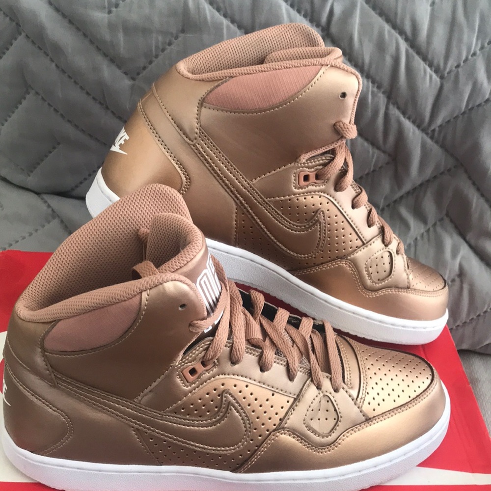 Women’s son of force mid